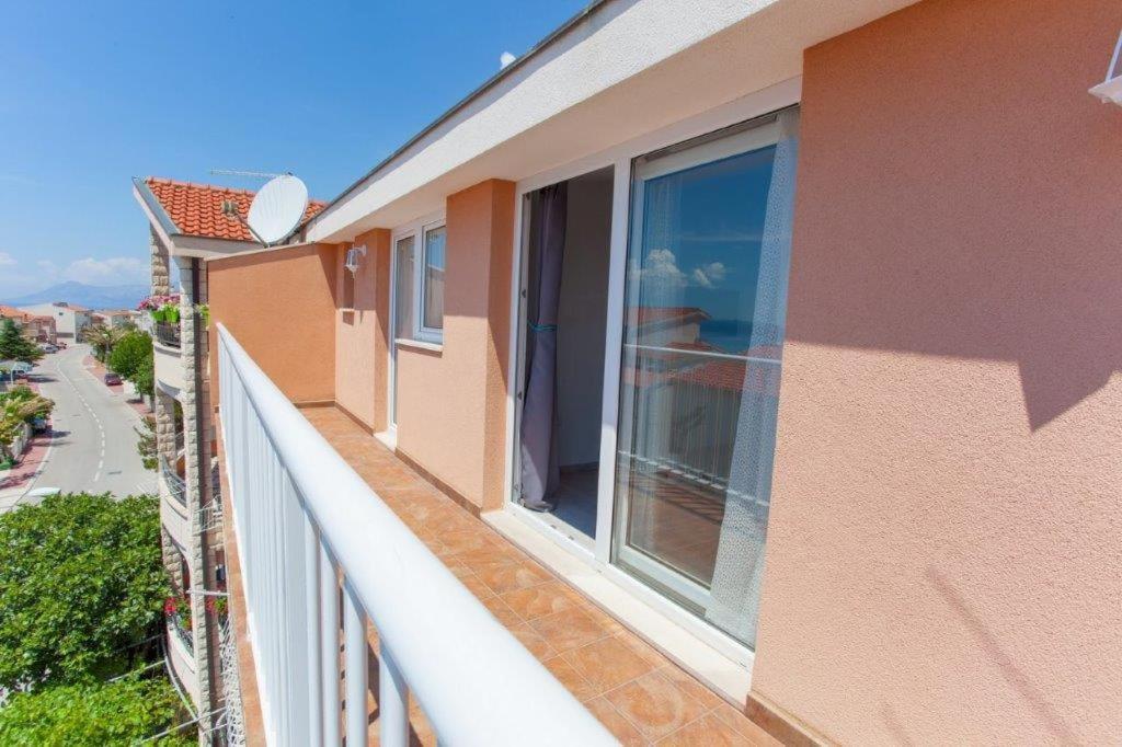 Apartments Livira Makarska Exterior photo